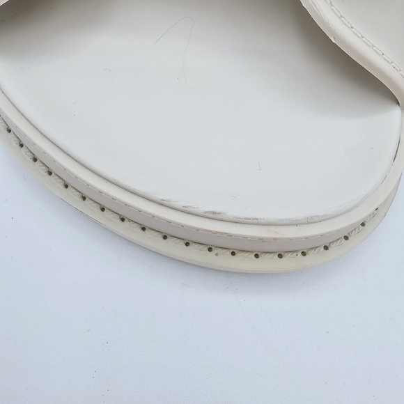 Chanel Cream Ivory Sandals size 38 - Picture 6 of 15